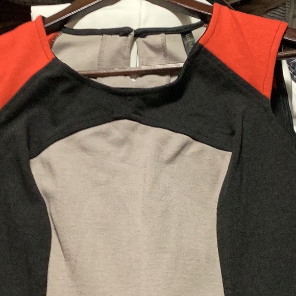 Lori M collection dress - Picture 4 of 4